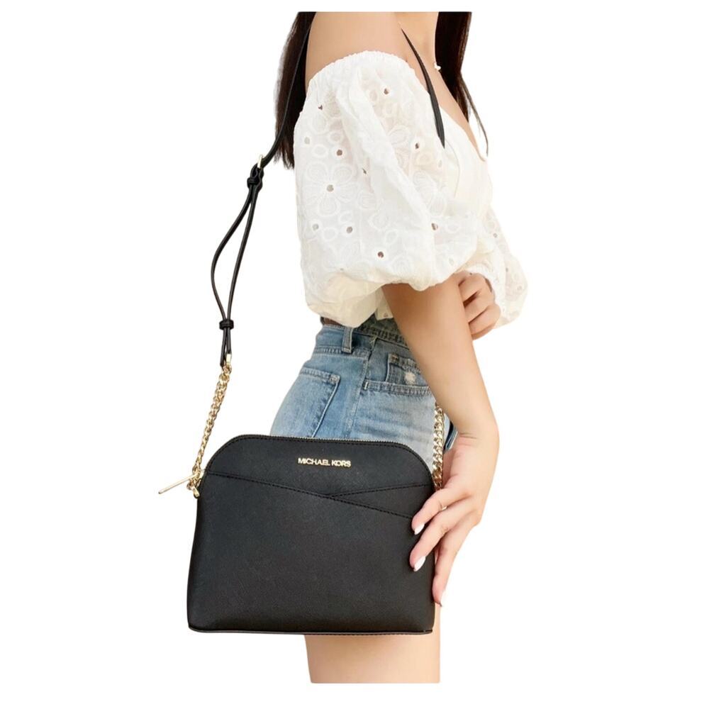 Michael Kors Black Jet Set Travel Medium Dome Crossbody Bag